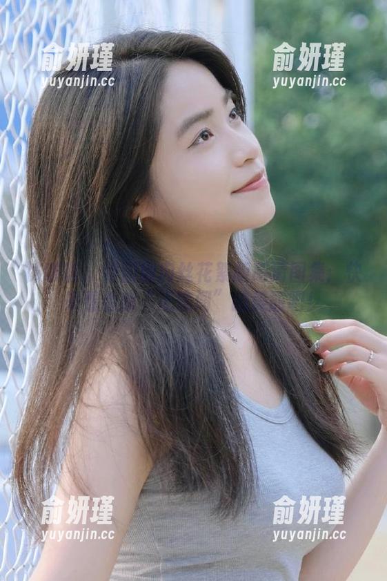 袜啵啵 - 甜甜圈肉丝花絮版高清图集：快来看看我“无意间”的美丽吧！