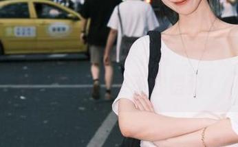 袜啵啵 – 糯米与你分享:个性板鞋写真合集,壁纸灵感不容错过!