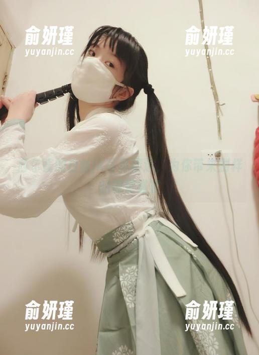 西尔酱 西尔酱的白丝jk写真精选,为你带来别样的视觉盛宴
