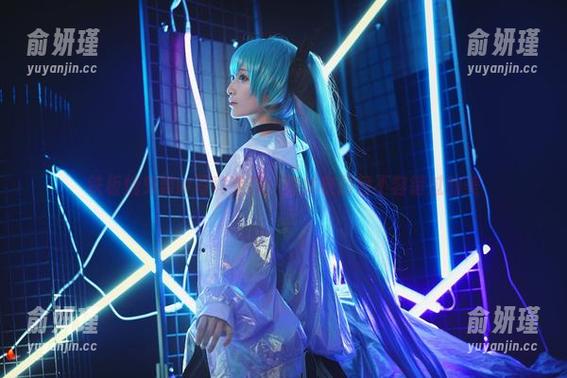 铁板烧鬼舞w 铁板烧鬼舞w写真新作:连体衣图包不容错过的美