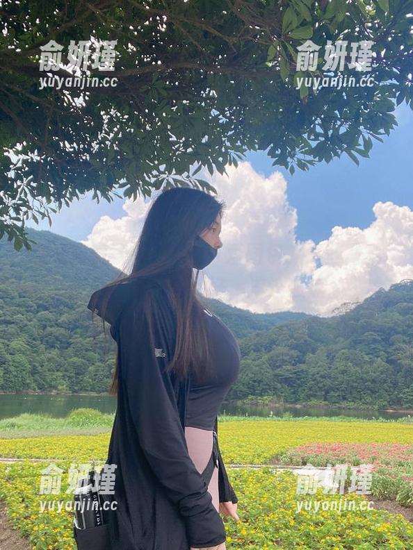 阿寨寨ninja 观看阿寨寨ninja的可爱图包,这些写真作品让你心情大好,流连忘返。