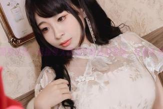 跟随陌陌咕咕咕一起探寻大凤婚纱的私房美图,绽放唯美瞬间!