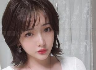 当雯妹不讲道理化身危险祈祷修女，更新图片引发一场视觉冲击！