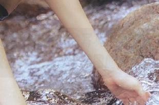 青丘女神 – 在小七的写真世界里，体验别致套装的魔力与美图的视觉享受
