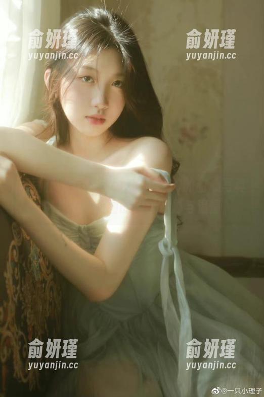 青豆客 - 在Sugar小甜心CC的甜心写真中，发现美图的无限魅力与温情
