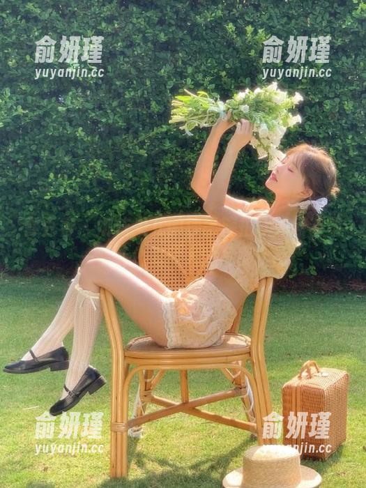 青豆客 - 娜依灵儿的沙巴旅拍，如何将每一幕转化为动人的写真作品