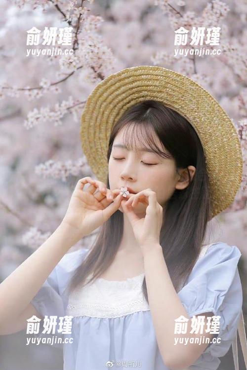 青豆客 - 感受尤Una娜的居家私拍合集：带你走进一个充满诗意的居家生活