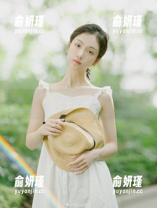 青豆客 - 沉浸在萌琪琪Lrene姐姐的写真图库，免费下载你的灵感源泉