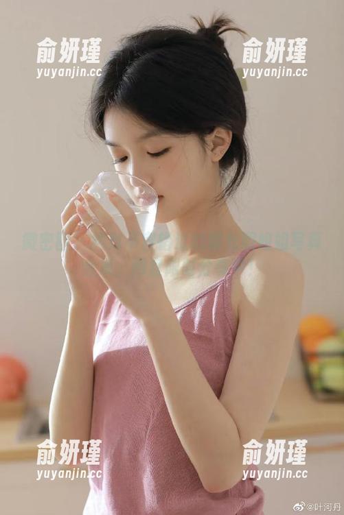 黎允熙 微密圈 - 绝对不容错过的黎允熙姐姐写真合集,网盘限时分享中!